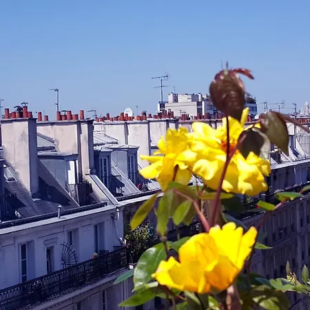King Bedroom And Terrace In Center, Shared Bathroom * Paris