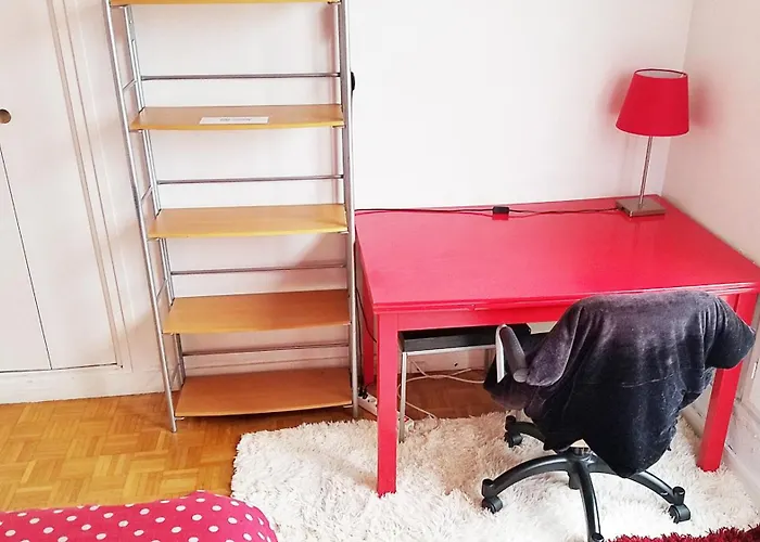 King Bedroom And Terrace In Center, Shared Bathroom * Paris